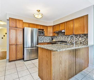 30 CATTERICK Crescent, Ottawa, Ontario K2K3M5 - Photo 6