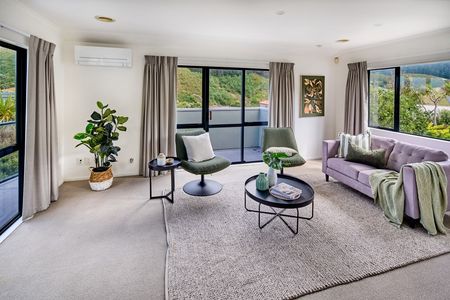 22 Domanski Crescent, Owhiro Bay - Photo 2