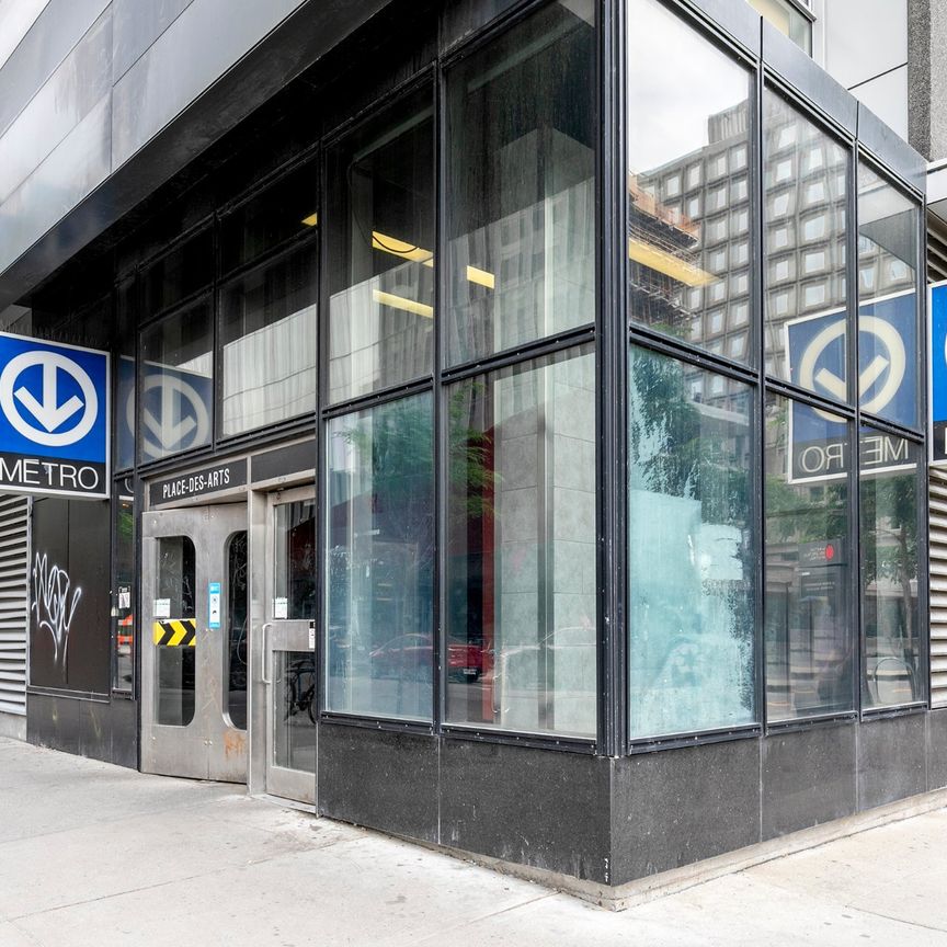 Appartement - 509-350 Boul. De Maisonneuve O. - Photo 1