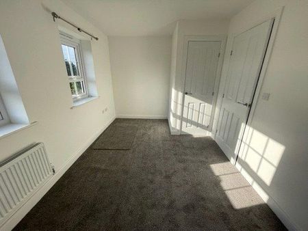 2 bedroom semi-detached house to rent - Photo 2