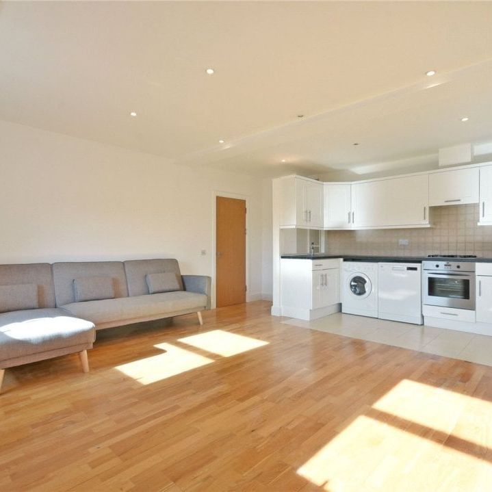 Cromwell Road - Photo 1