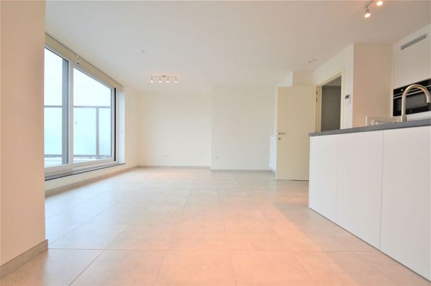 Nieuwbouwappartement met autostaanplaats - Photo 1