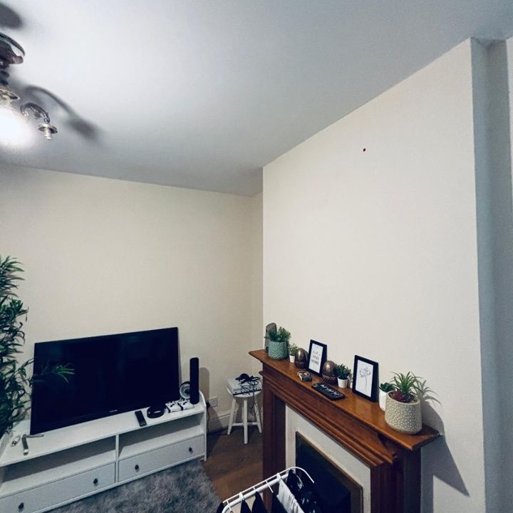 4 Bed Semi-Detached House, Pomfret Avenue, LU2 - Photo 1