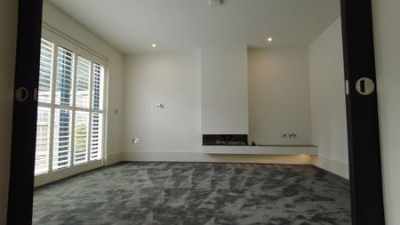 5 bedroom semi-detached house to rent - Photo 2