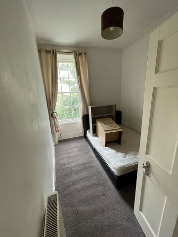 3 Bed Flat, Gardner's Crescent, EH3 - Photo 4