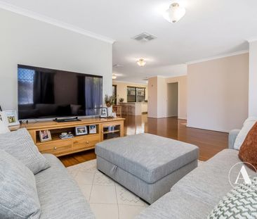 PERFECT FAMILY RETREAT IN ATWELL – 3 BEDROOM HOME WITH EXPANSIVE PA... - Photo 2