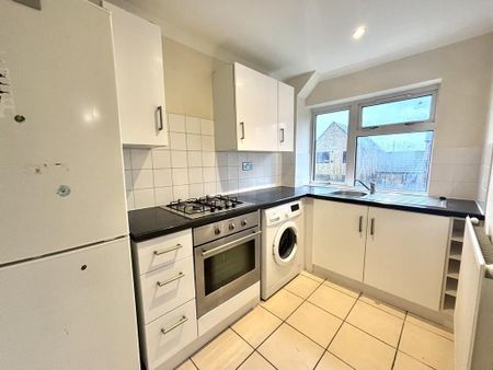 1 bedroom flat to rent - Photo 3