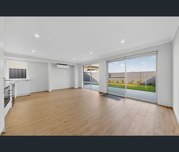 46 Warlander View, Forrestdale, WA 6112 - Photo 6