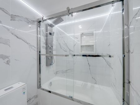 For Lease - 3650 Kaneff Crescent Unit# 601, Mississauga, Ontario - Photo 5