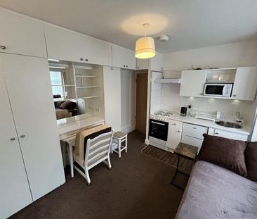 Studio to rent - Photo 6