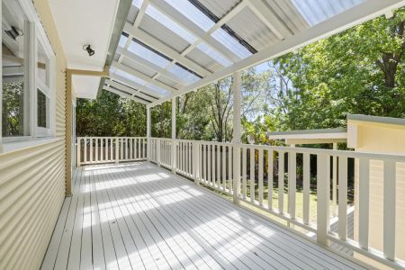 2 Bedroom Cottage in Great Location - Photo 2