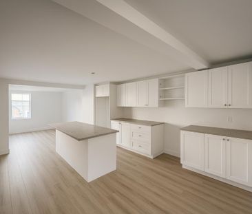 4 1/2 Rénové à louer cité Limoilou, soyez les premiers occupants - Photo 2