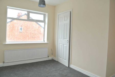 Abbey Road, Blackpool, FY4 2PZ - Photo 4