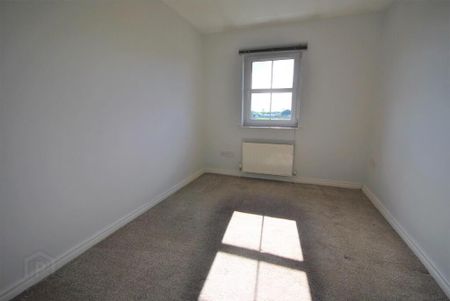 133a Linen Crescent, Bangor, BT19 7JW - Photo 4