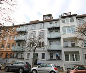 4 Zimmer Wohnung mit Balkon und Gemeinschaftsgarten - Foto 1