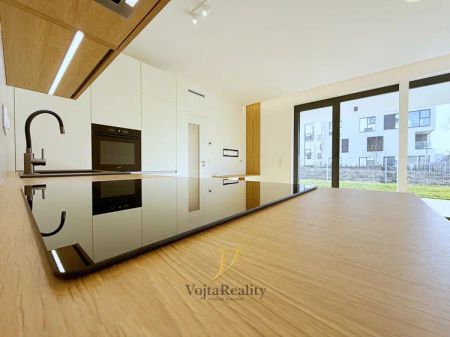 Pronájem byty 2+kk, 69 m - Fotografie 5