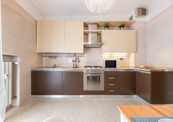 Via Cà Magno, Padova, Veneto 35133