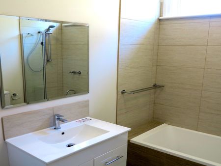15 Sharp Street, Northcote VIC 3070 - House For Rent | Domain - Photo 2