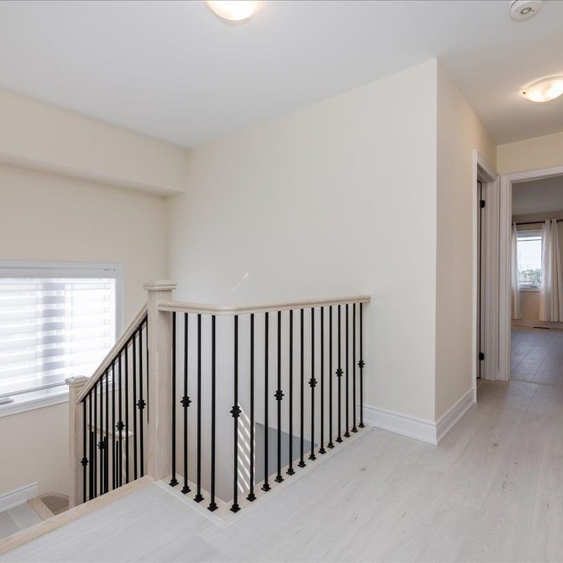 For Lease - 78 Lorne Thomas Place, New Tecumseth, Ontario - Photo 1