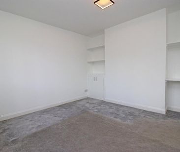 2 bedroom semi-detached house to rent - Photo 5