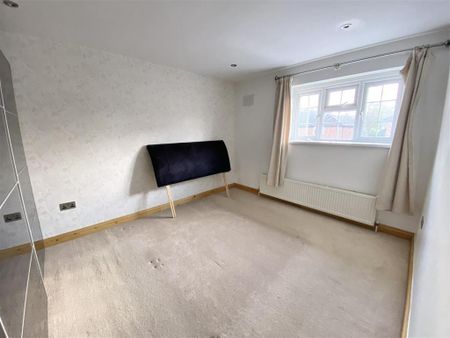 5 bedroom end of terrace house to rent - Photo 5