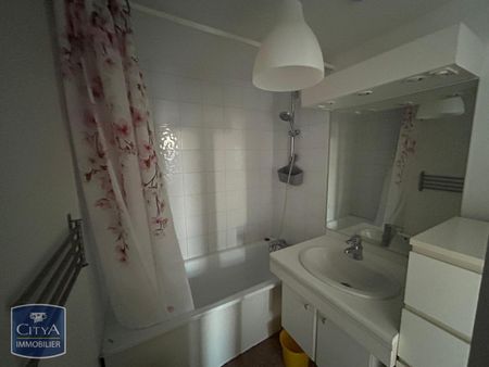 Location Appartement 1 pièce 27m² LILLE 59000 - Photo 4