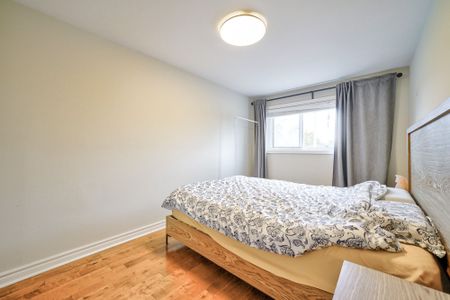 For Lease - 105 Patrice Crescent, Vaughan, Ontario - Photo 5