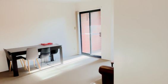 2 bed 2 baths - Photo 3