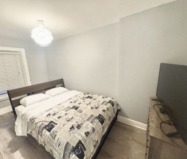 For Lease - 11 Saint Patricks Square Unit# 2, Toronto, Ontario - Photo 4