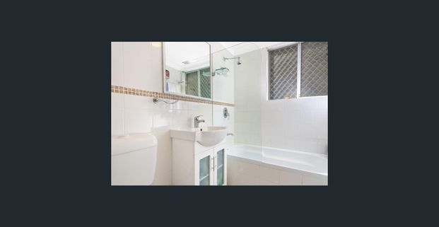 QUALITY APARTMENT WITH TIMBER FLOORS THROUGHOUT! - Photo 1