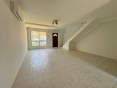 Well-Maintained 3-Bedroom Townhouse in Quiet, Secure Complex - Photo 4