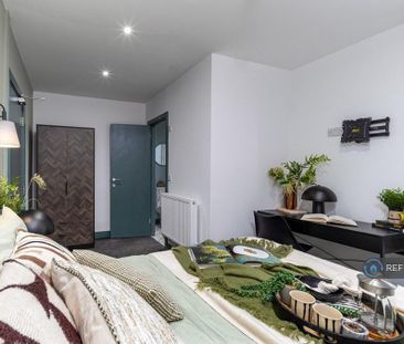 1 bedroom in a house share to rent - Photo 3