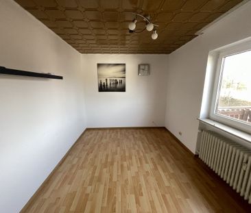 Helle 3-Zimmer-Wohnung mit Balkon und Garage - Foto 5