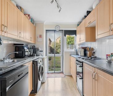 Newlands Drive, Grove, Wantage - Photo 6