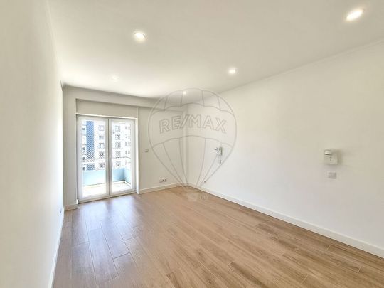 Apartamento T4 em Lisboa - Foto 1