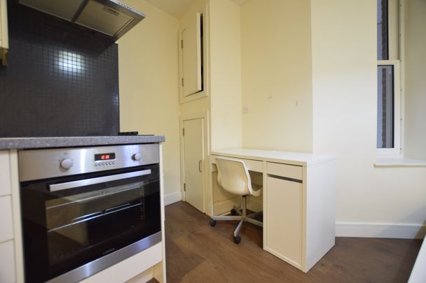 1 bed studio flat to rent in St Peter's Road, Bournemouth, BH1 - Photo 1