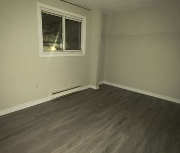 For Lease - 255 Porter Street Unit# 18, Oshawa, Ontario - Photo 6