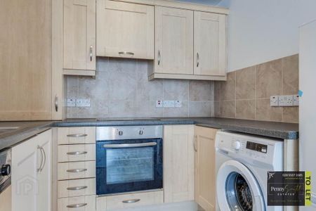 21 Clarence House, Upritchard Park, Bangor, BT19 7AR - Photo 4