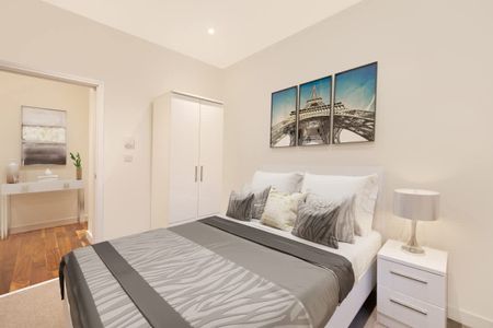 College Road Harrow HA1 - Photo 3