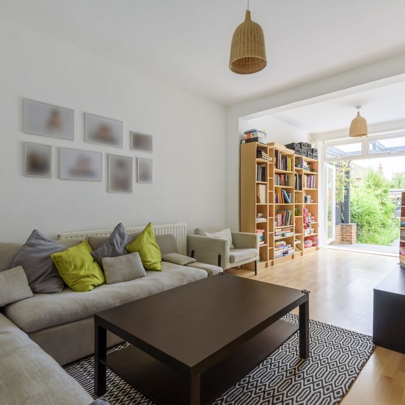 Eastbourne Avenue, London, W3 - Photo 1