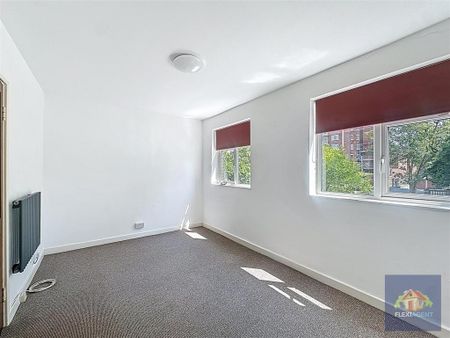 1 bedroom flat to rent - Photo 3