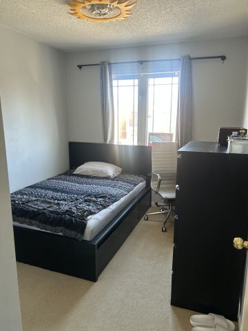 For Lease - 1983 Treetop Way, Pickering, Ontario - Photo 5