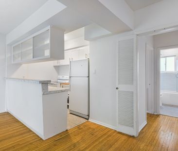 For Lease - 106 Main Street Unit# main floor, Toronto, Ontario - Photo 2