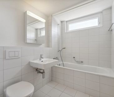 2.5 Zimmer, 72 m², 2. Stock - Photo 4