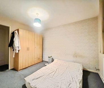 Florence Close, Grays, RM20 - Photo 4