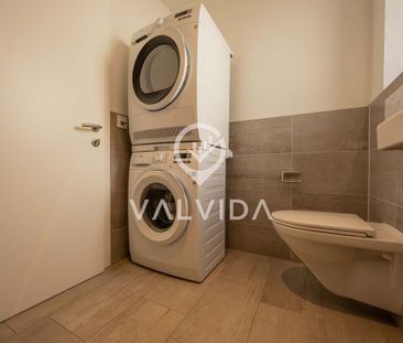 Wohnen mit Weitblick - moderne 2.5-Zimmer-Attikawohnung in den Leuk... - Photo 1