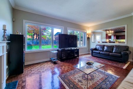 For Lease - 2427 Erin Centre Boulevard, Mississauga, Ontario - Photo 4