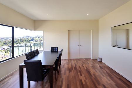 Executive Living - Photo 4