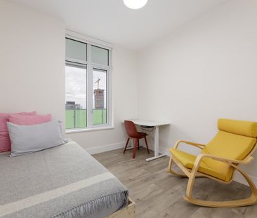 10428 Whalley Blvd (31st Floor), Surrey - Photo 3