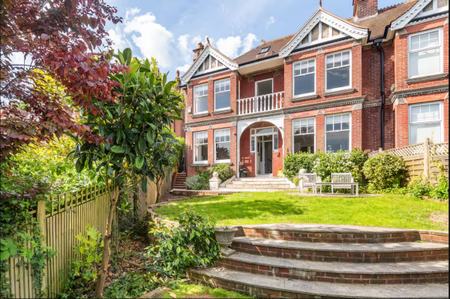 King Henrys Road - Photo 4